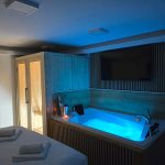 soba2-plavi-jacuzzi